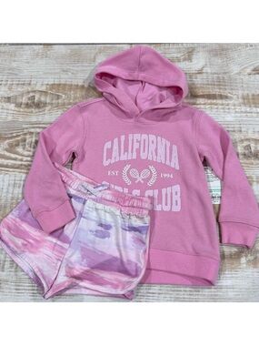 Toddler Pink Hoodie and Shorts Set in Size 18 Months